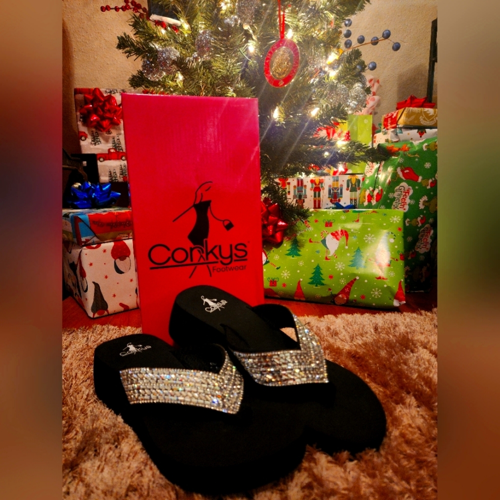 NWT Corkys bling flip flops size 6